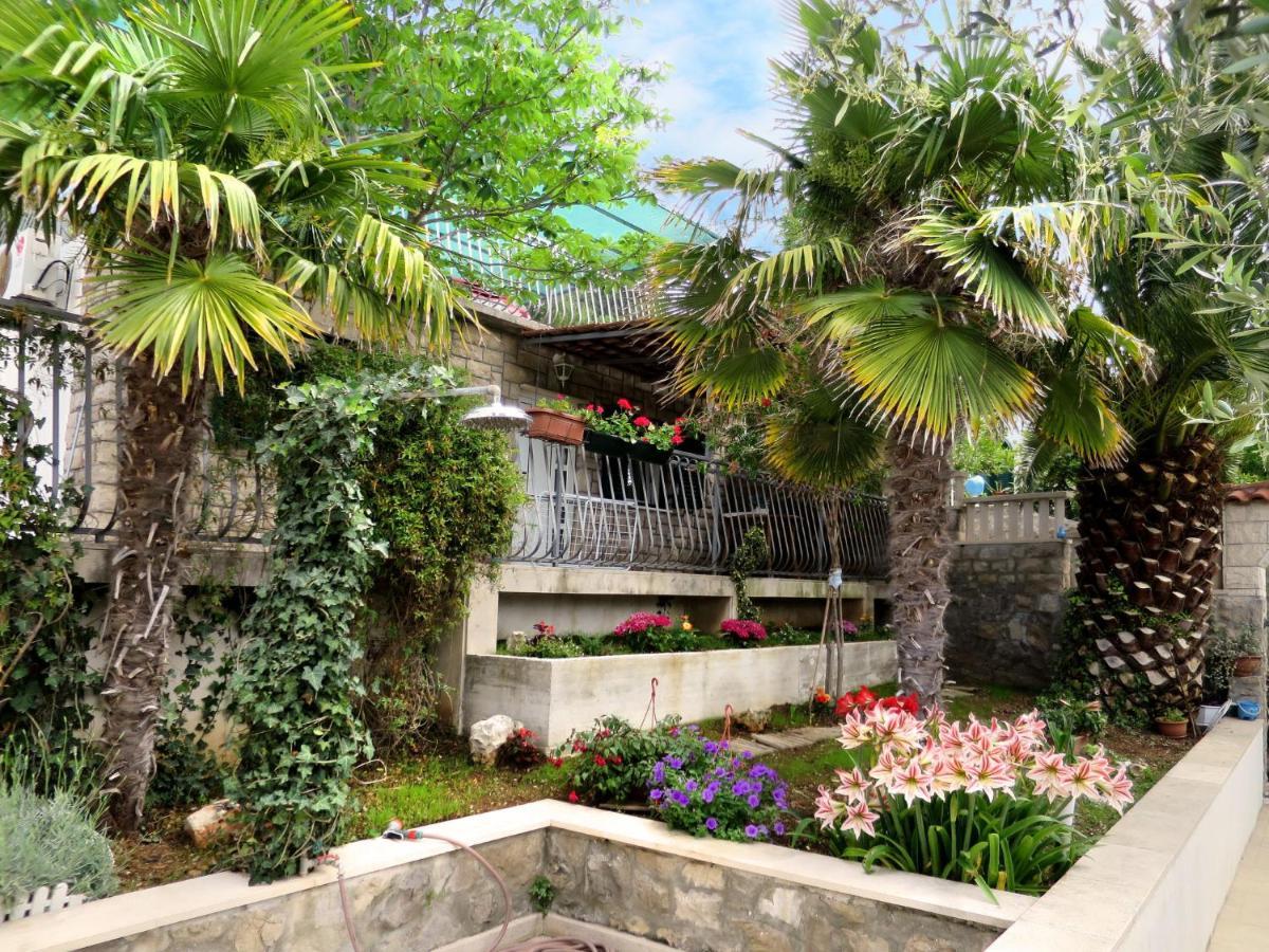 Holiday Home Garden Apartment - Brc650 By Interhome Sumartin Extérieur photo