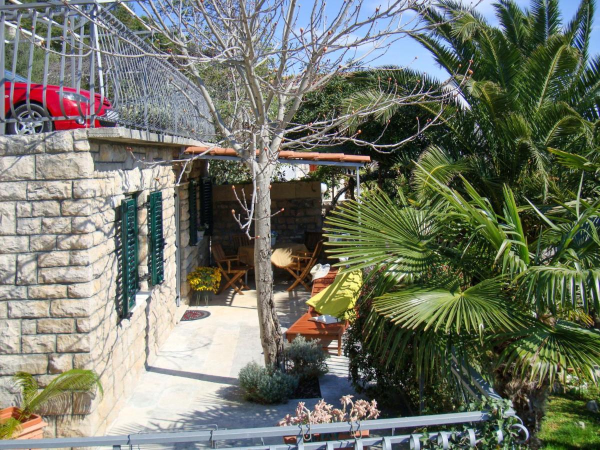 Holiday Home Garden Apartment - Brc650 By Interhome Sumartin Extérieur photo
