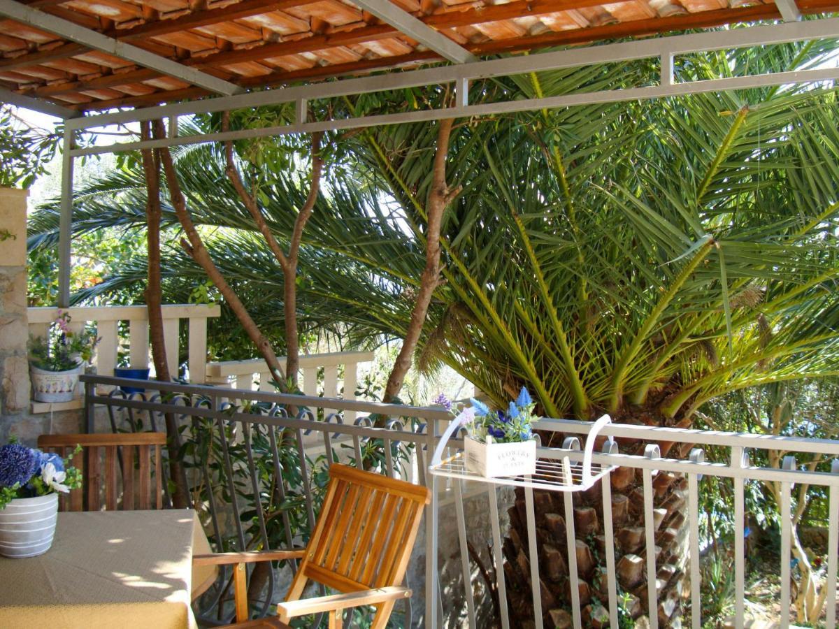 Holiday Home Garden Apartment - Brc650 By Interhome Sumartin Extérieur photo